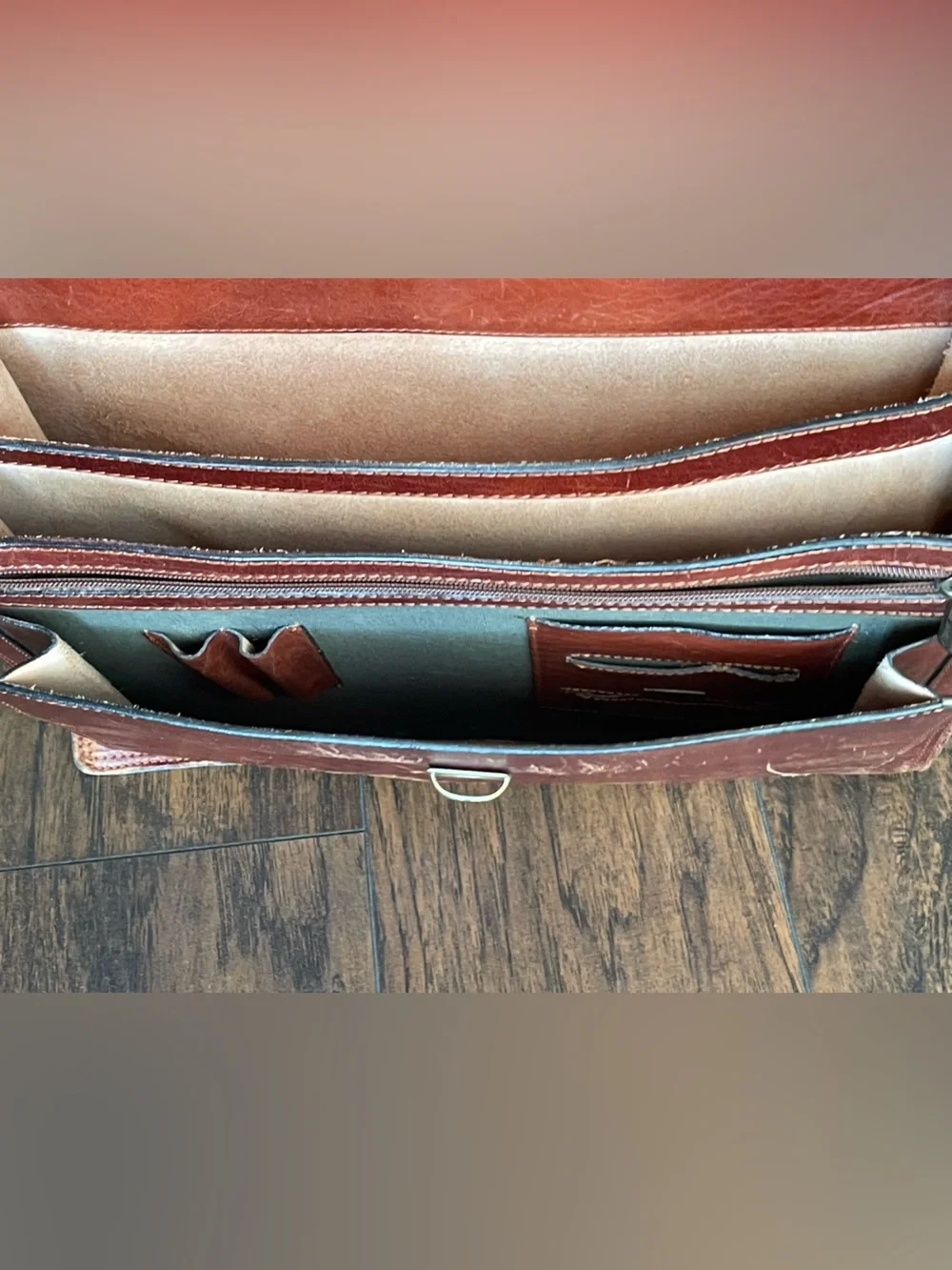 Classic Men's Italian, leather Leather Briefcase - Brown